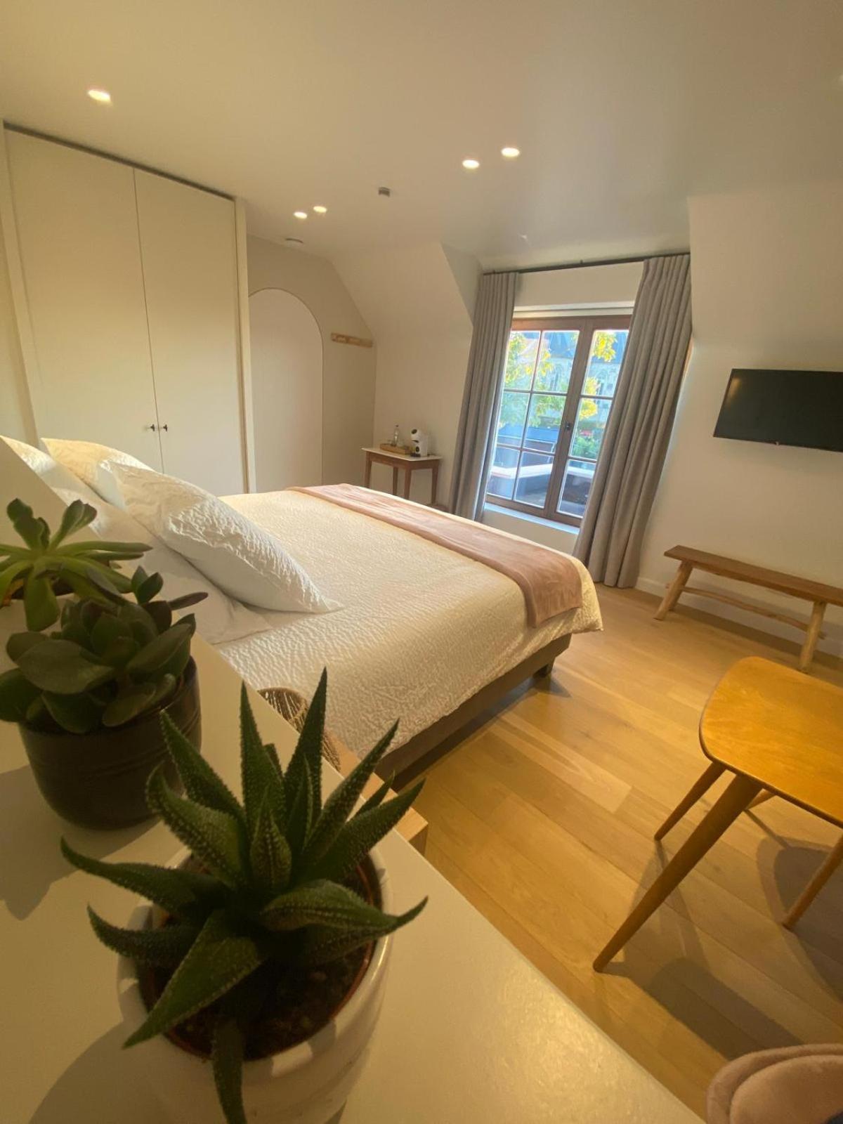 예페르 Huyze Vinteling B&B 외부 사진